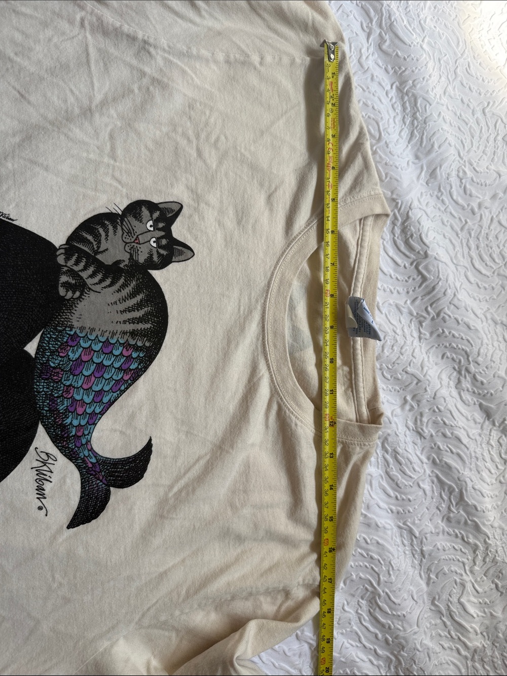 Cat Fish Graphic Long-Sleeve Tee - Cream - Crazy Shirts - Picture 7 of 10